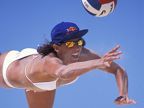 beach-volleyball-girl