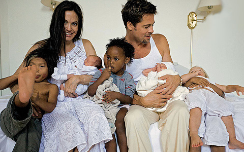 Brad Pitt Angelina Jolie and Family