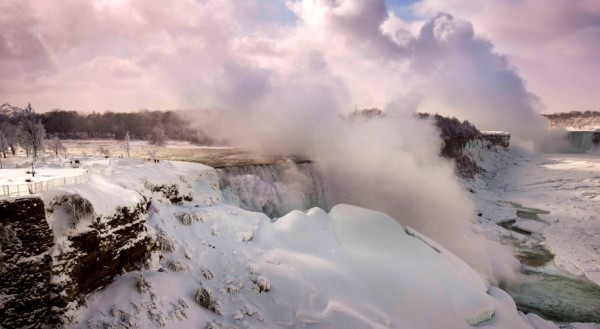 Niagara Falls Freezes As Extreme Winter Weather Continues