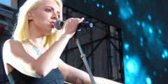 Madilyn Bailey performing at youtube fan fest