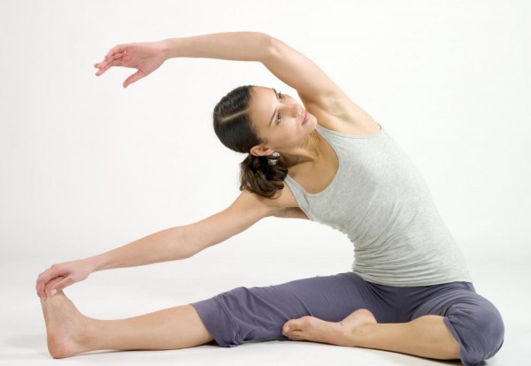 woman-stretching-her-sides
