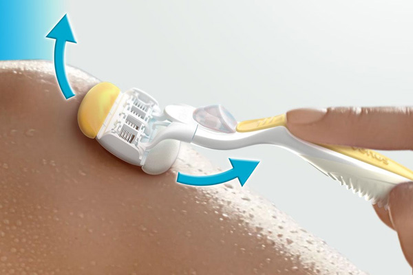 shaving Gillette Venus ComfortGlide razor
