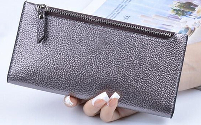 clutch leather wallet