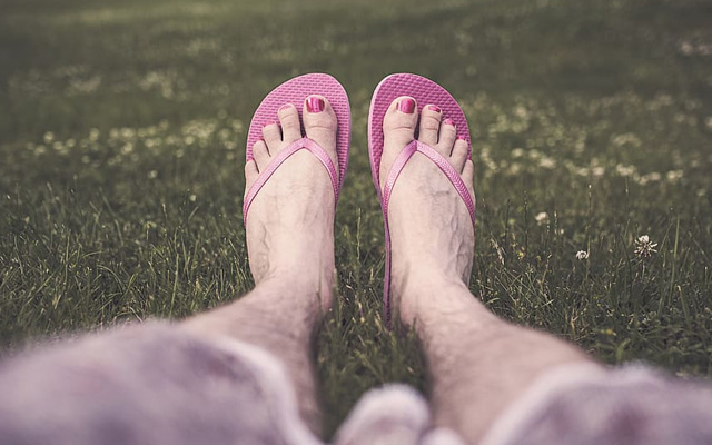 flip flops - summer shoe mistakes