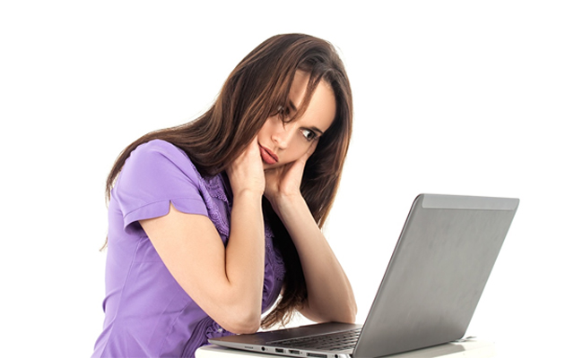 frustrated woman laptop