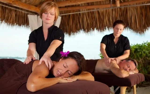 spa uniforms massages